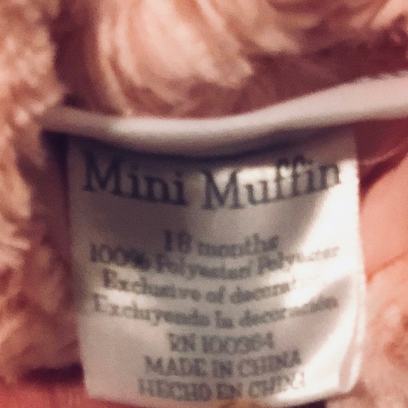 ❗️SOLD❗️🎀 Fluffy Pink Jacket - Picture 3 of 4